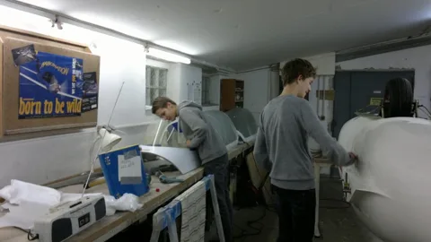 Werkstatt und Anhängerhallenanbau 2013